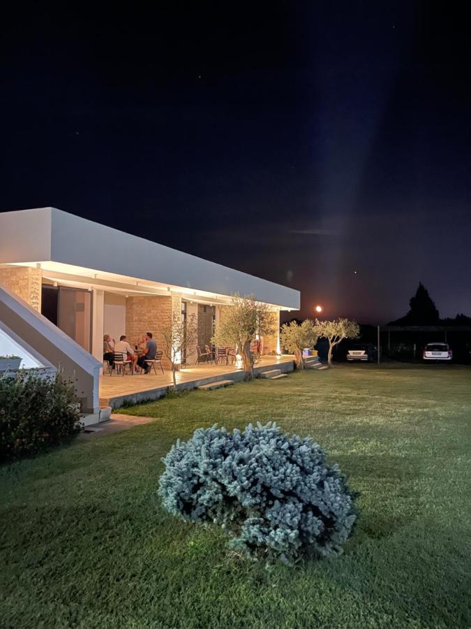 Lux Sereno Village ウルツィニ エクステリア 写真