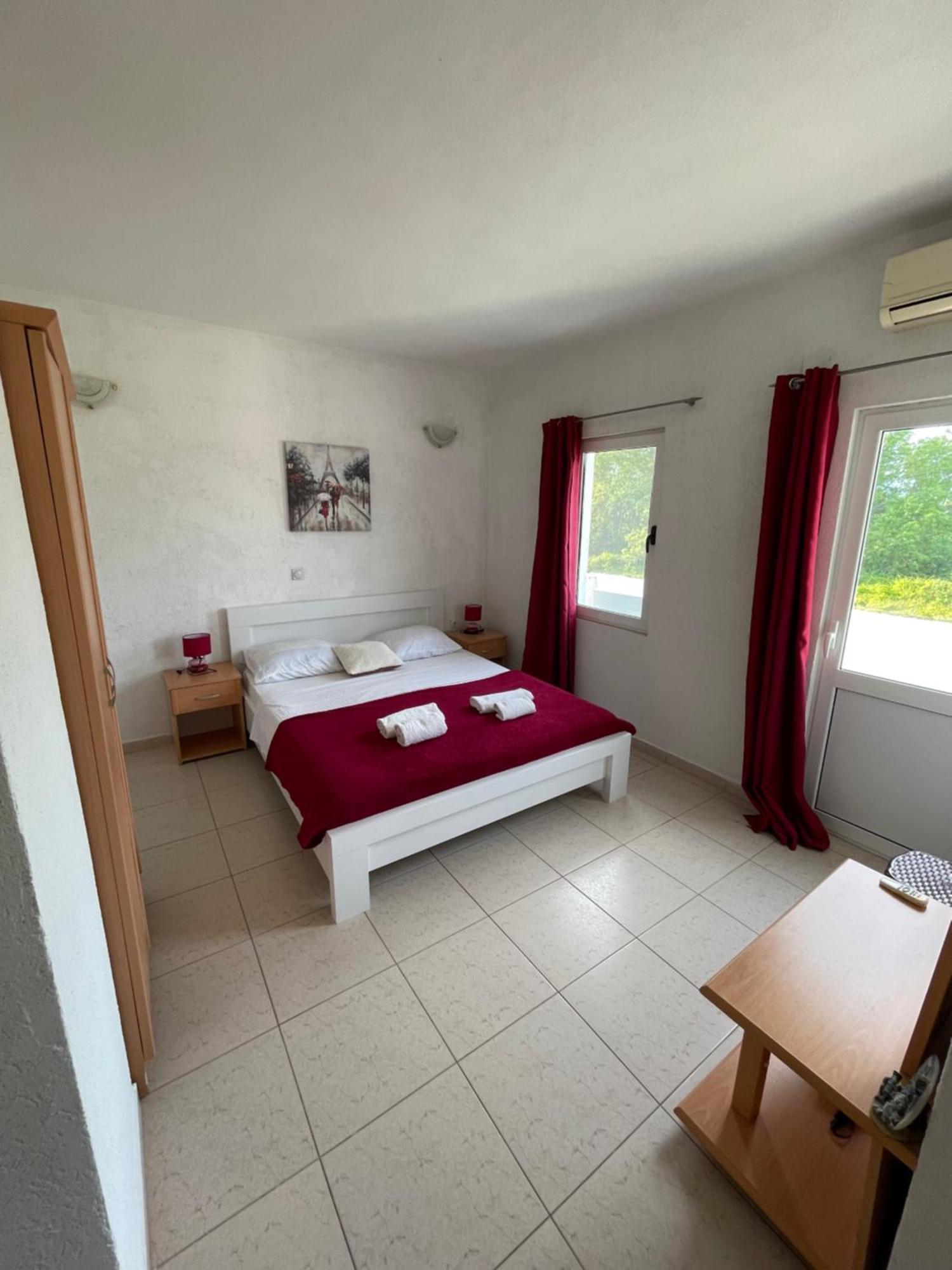 Lux Sereno Village ウルツィニ 部屋 写真